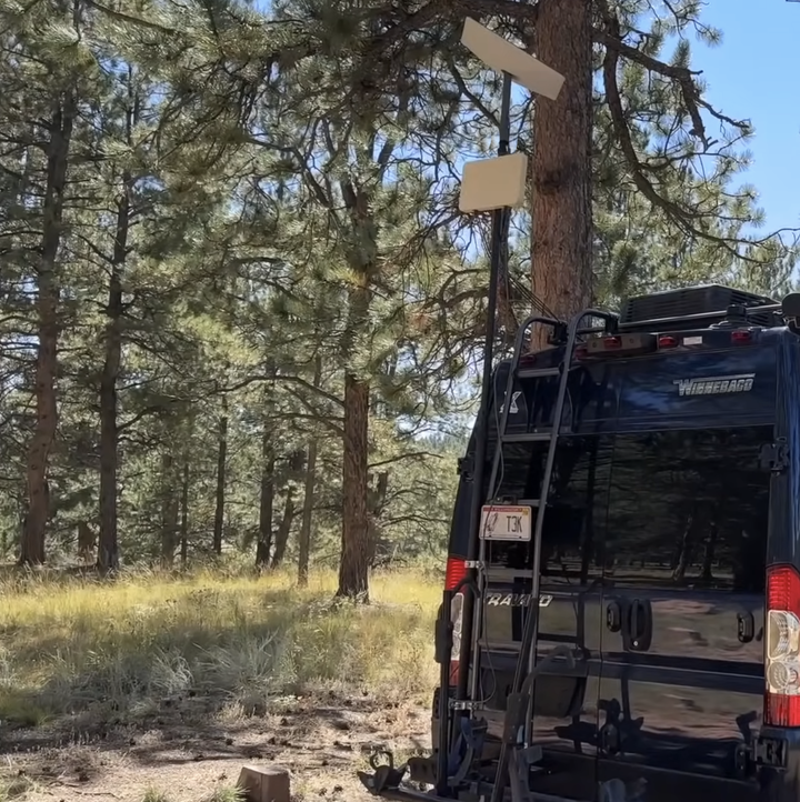 MMH 20' Telescoping Antenna Mounting Mast Pole in Carbon Black (20 Foot Mast) (Certified Pre-Owned)