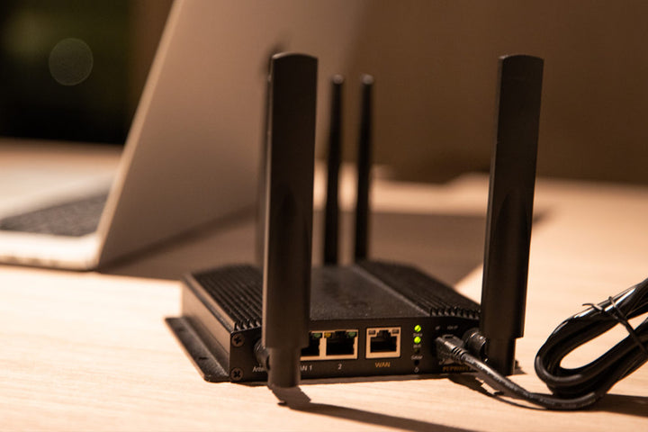 Peplink MAX BR1 Pro PrimeCare Router with CAT-20 Modem (Certified Pre-Owned)