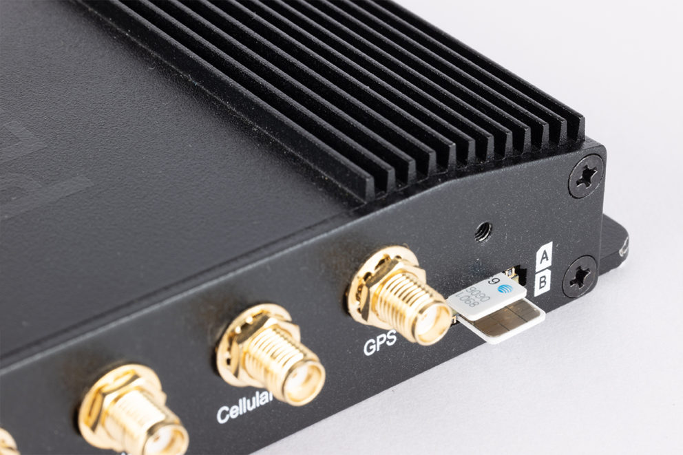 Peplink MAX BR1 Pro PrimeCare Router with CAT-20 Modem (Certified Pre-Owned)