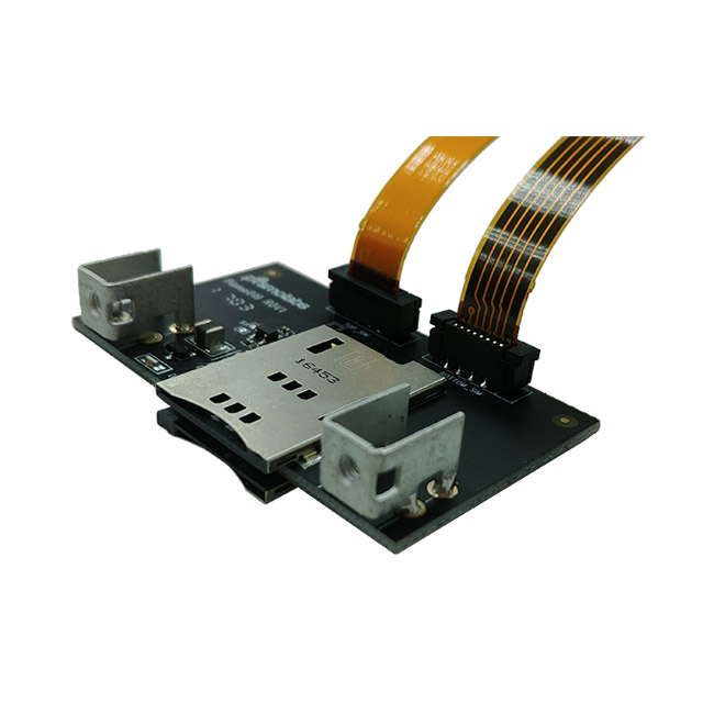 Peplink SIM Extender with Redundant SIM Slots