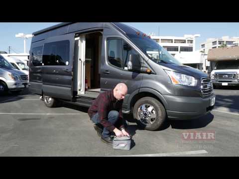 VIAIR 89P Portable Tire Inflator (89P-RVS) (Open Box)