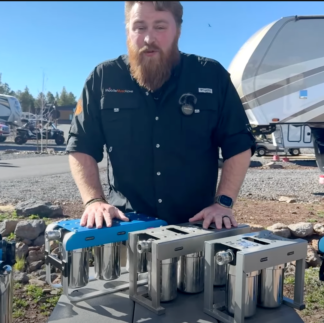 Andy showing most popular water filters from MobileMustHave