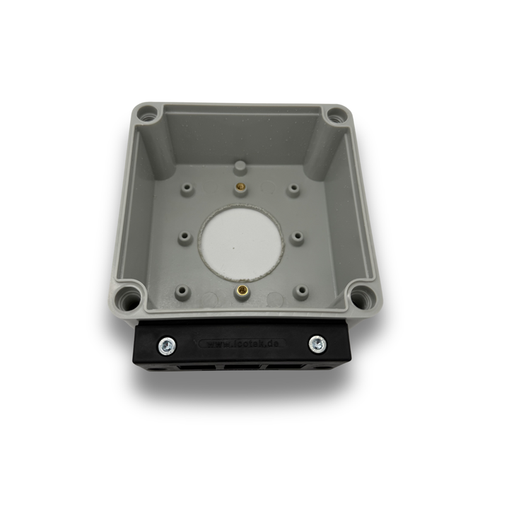 Compact Cable Entry Roof Box For Cellular, WiFi, Starlink, Solar for up to 12 Cables