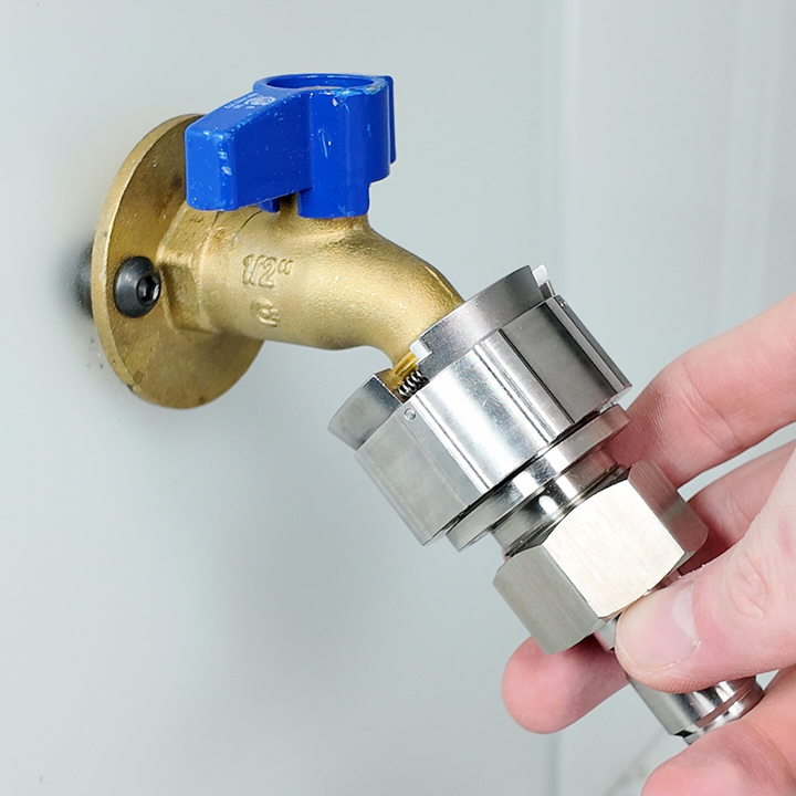 Blu Tech Hose Shark – Quarter Turn Quick Connect Adapter