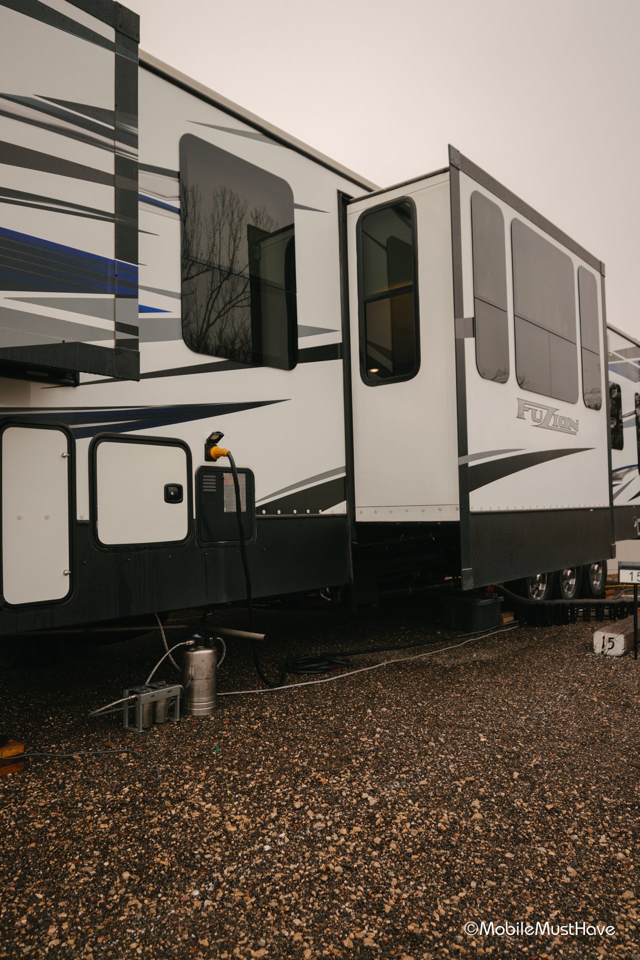 MR2 RV Water Filter System | Compact 2-Stage Filtration