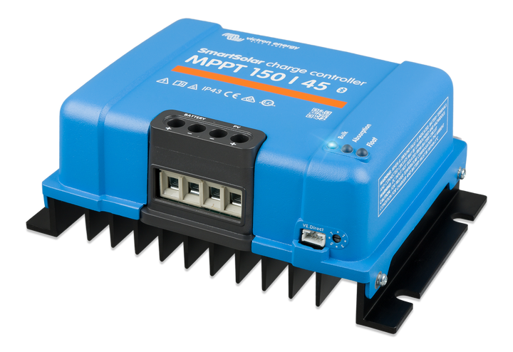 SmartSolar MPPT 150/45 (right) 